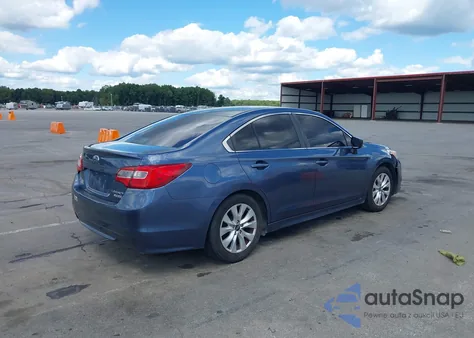 2017 Subaru Legacy 2.5I z USA, uszkodzony, nr VIN 4S3BNAB66H3017686